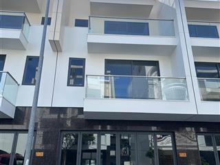 Chỉ 1 căn duy nhất  nhà phố vcn đường 16m  hướng đông nam  vị trí đẹp, pháp lý rõ ràng