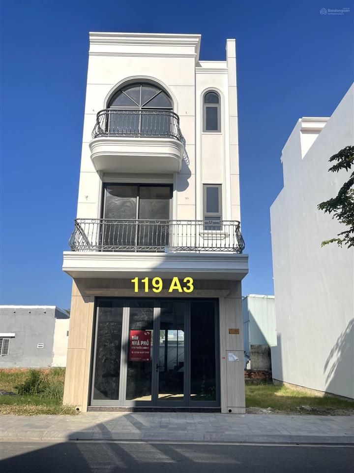 Nhà phố vcn phước long 2  xây sẵn  nhận nhà nhận ngay sổ !!!