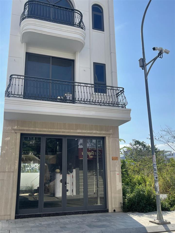 Nhà phố vcn phước long 2  xây sẵn  nhận nhà nhận ngay sổ !!!