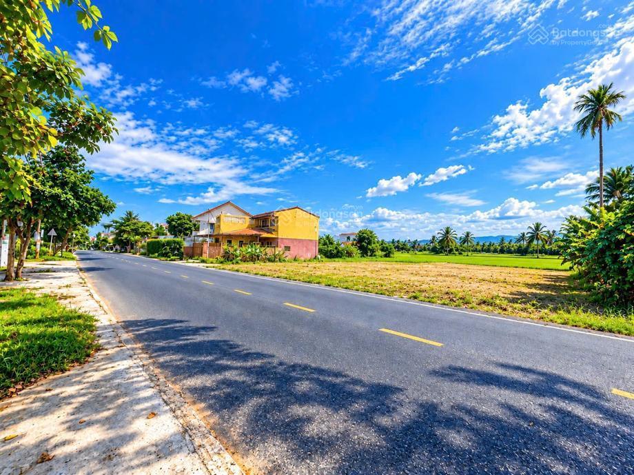 View lúa hội an | 847,9m2 đất ở 100%  ngang 22,65m, giá chào 51 tỷ