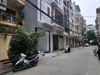 Phân lô, ô tô tránh vỉa hè, kinh doanh, duy nhất một căn 30m2, 5 tầng, giá hơn 7 tỷ