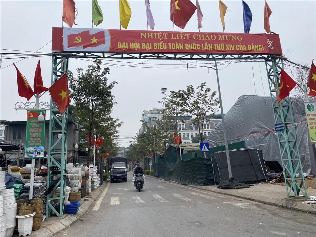 Lô đất góc kim giang, ô tô tránh 110m2, mt17, chia được 2 lô, vị trí kd, xây tòa cc đẹp, giá đầu tư