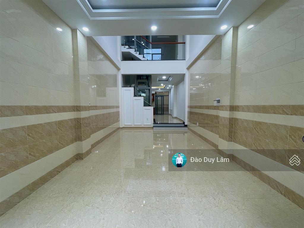 Nguyên căn mới 1 trệt 5 lầu view sông sát vạn phúc city  đường 10m  khu đồng bộ, có thang máy