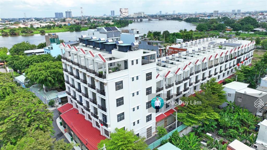 Nguyên căn mới 1 trệt 5 lầu view sông sát vạn phúc city  đường 10m  khu đồng bộ, có thang máy
