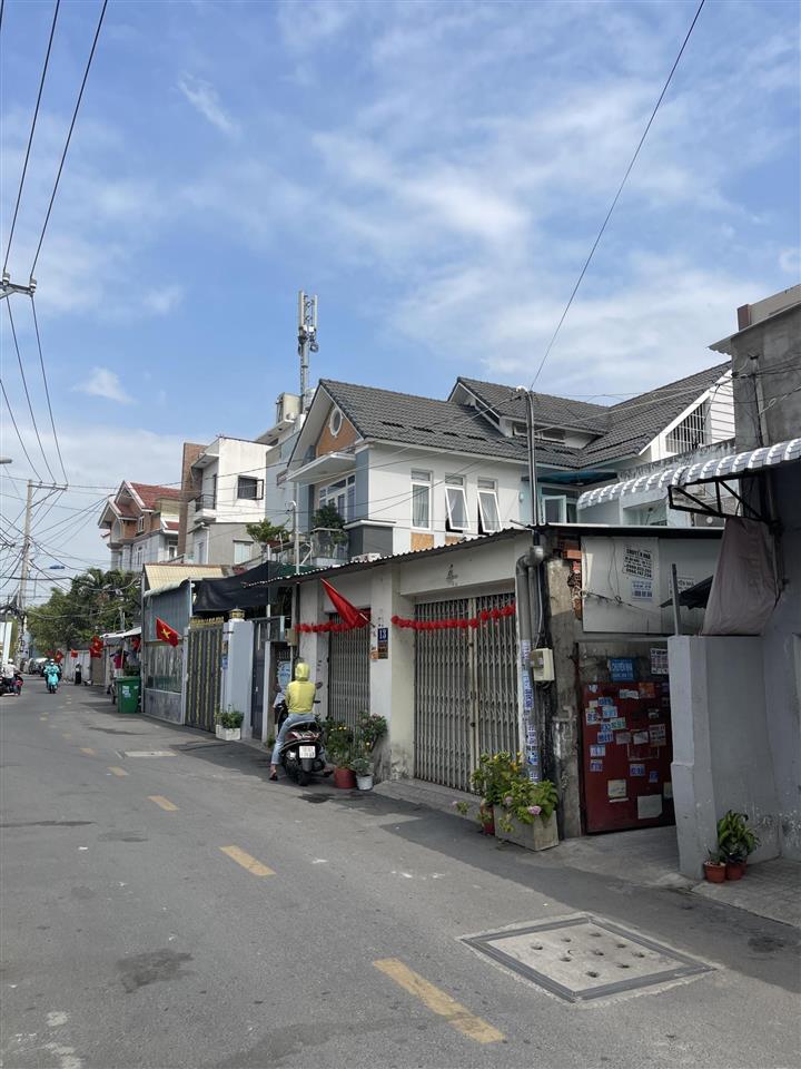 Đất thổ cư hẻm xe hơi trục phạm văn đồng  4.5x15m gần giga mall  nhà hàng bên sông.