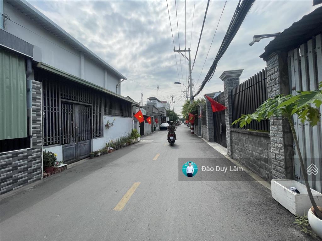 Đất thổ cư hẻm xe hơi trục phạm văn đồng  4.5x15m gần giga mall  nhà hàng bên sông.