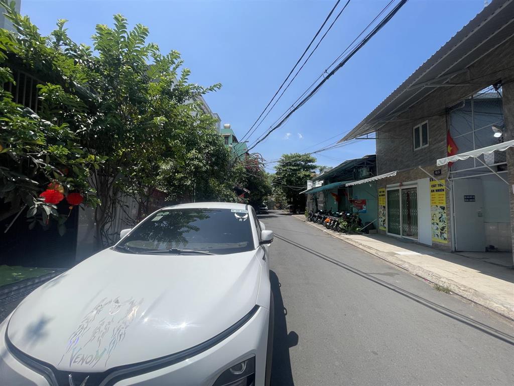 Đất thổ cư 6x18m ngay chợ bình triệu  đường xe tải 10m  đường thông ra giga mall