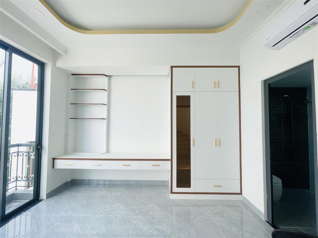 Biệt thự mini 3 tầng ngang 6m ngay chợ hiệp bình  diện tích sử dụng 80m2 (cn 51.1m2) giá tốt