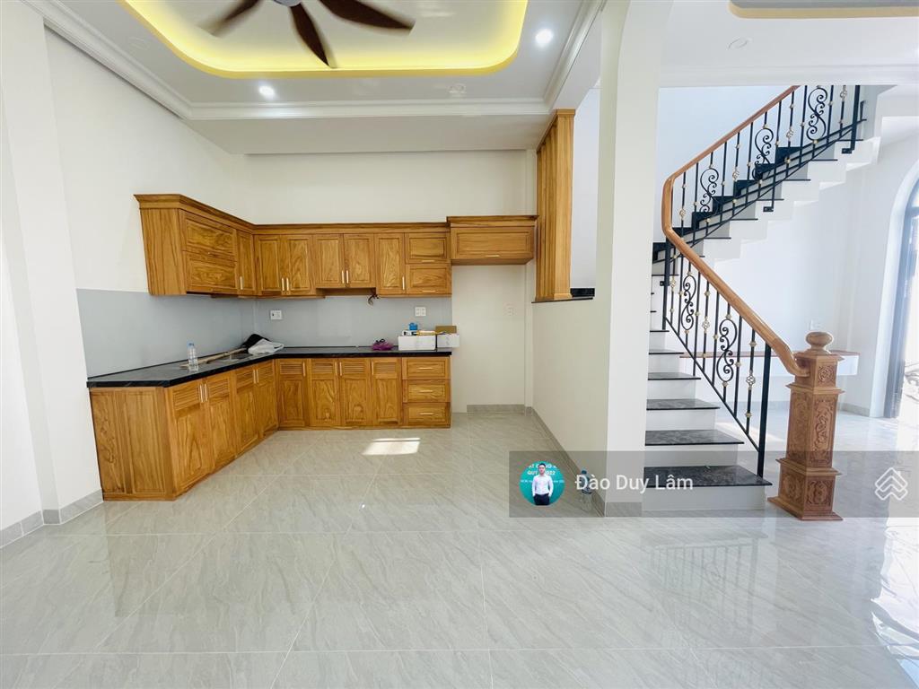 Biệt thự mini 3 tầng ngang 6m ngay chợ hiệp bình  diện tích sử dụng 80m2 (cn 51.1m2) giá tốt