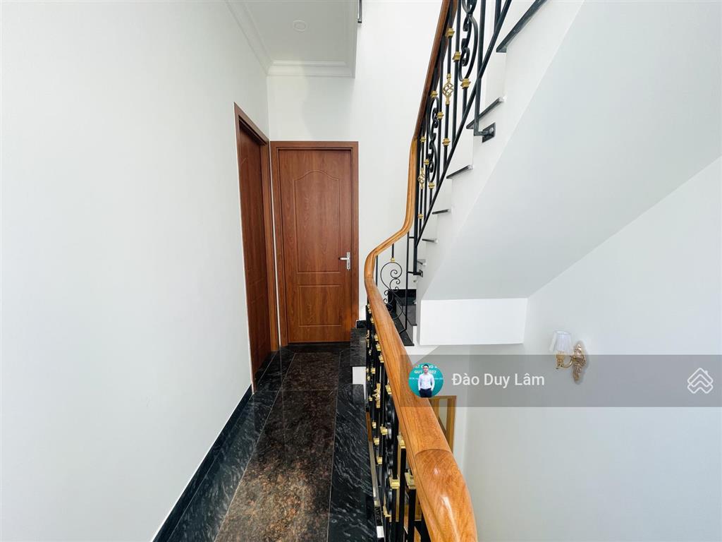 Biệt thự mini 3 tầng ngang 6m ngay chợ hiệp bình  diện tích sử dụng 80m2 (cn 51.1m2) giá tốt