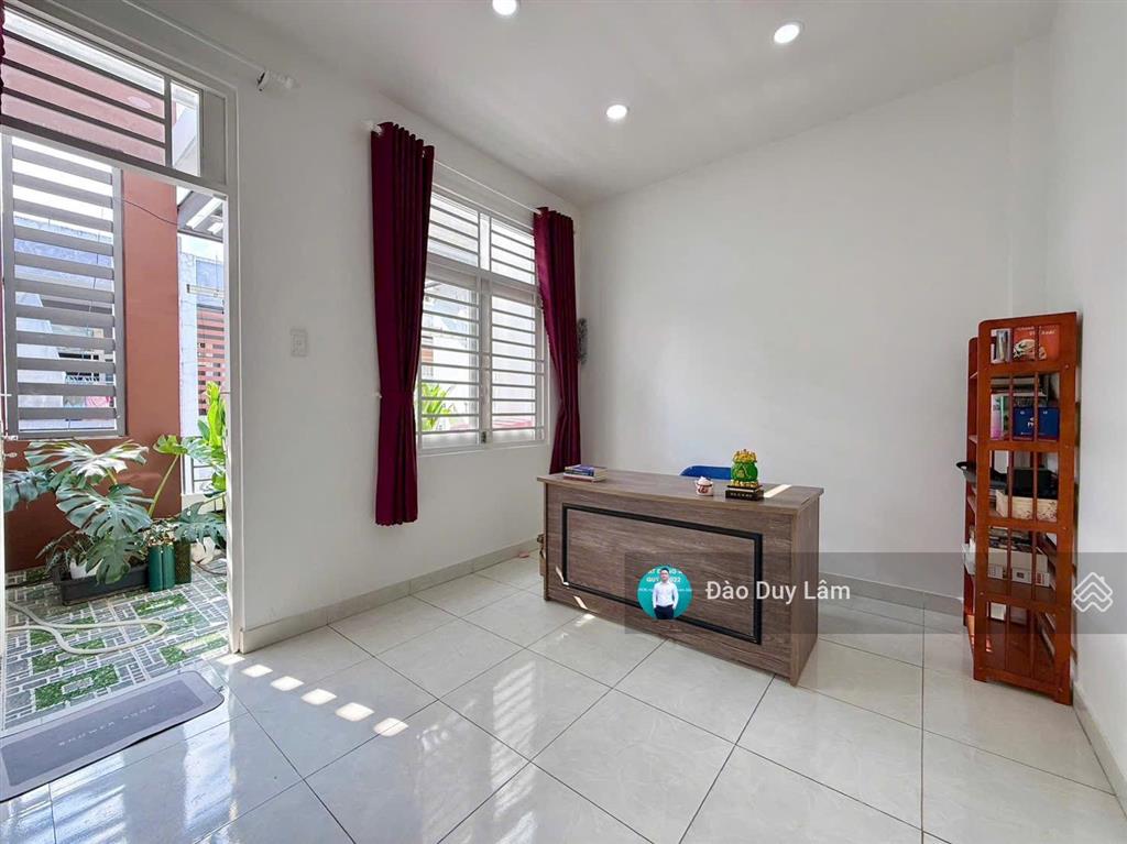 Nhà đẹp 3 tầng full nội thất  khu đồng bộ ngay uỷ ban phường hiệp bình  chợ hiệp bình phước