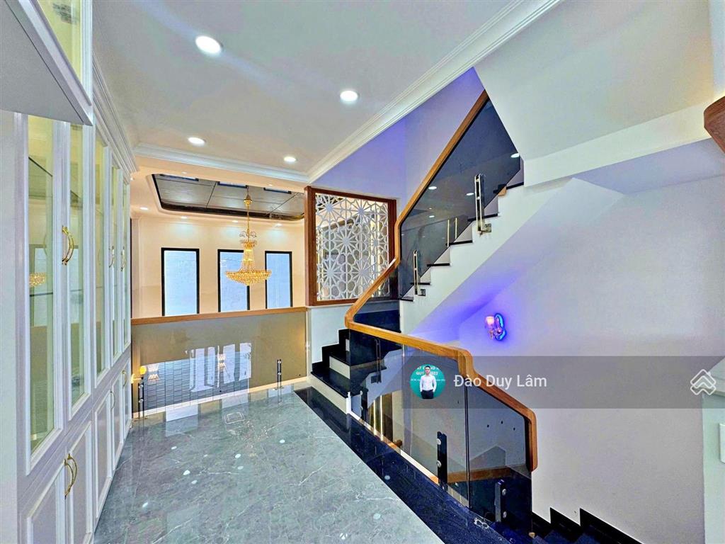 Nhà mới 5 tầng sát vách vạn phúc city  khu đồng bộ, thiết kế cực đẹp  hàng hiếm trong khu vực