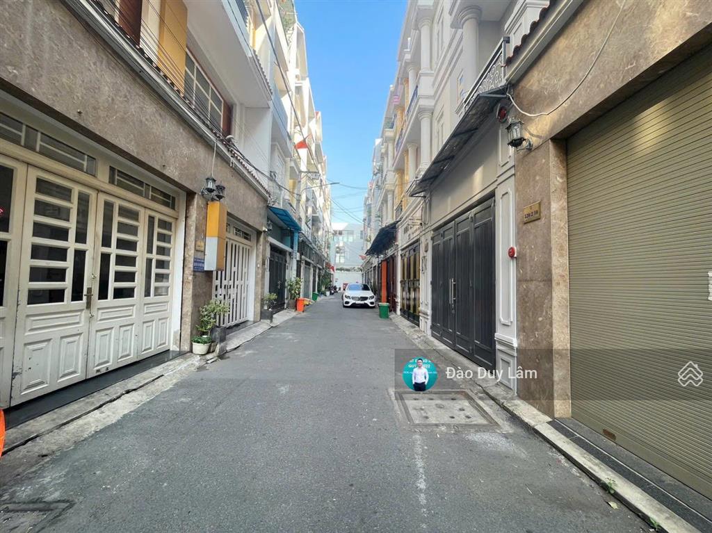 Nguyên căn 4 tầng trong khu đồng bộ cực đẹp đối diện vạn phúc  ô tô đậu trong nhà   0901 469 ***