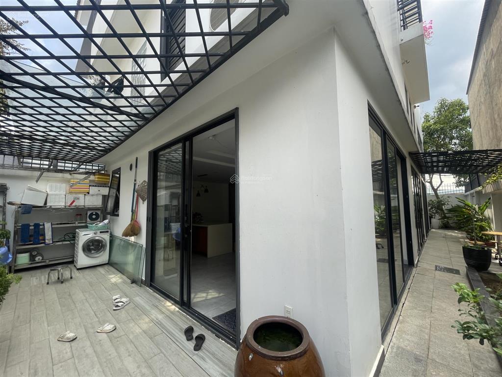 Biệt thự 3 tầng cực đẹp  thiết kế thoáng khu vip bên sông phạm văn đồng  giga mall
