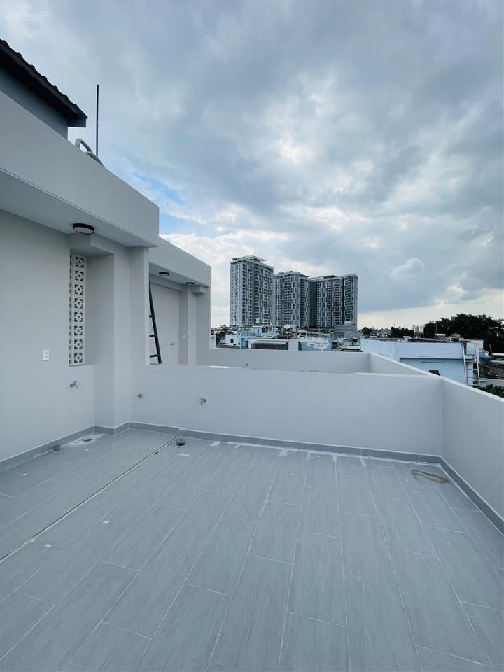 Nhà mới 4 tầng đối diện vạn phúc city  full nội thất có thang máy  hẻm ô tô giá 8,3 tỷ