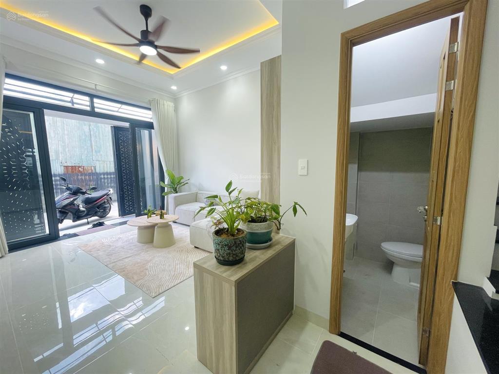 Nhà mới 4 tầng đối diện vạn phúc city  full nội thất có thang máy  hẻm ô tô giá 8,3 tỷ