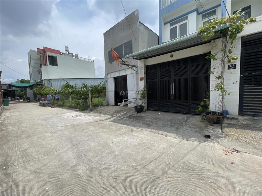 Nhà 3 tầng  đường xe tải ngay khu biệt thự jamona  4x21m giá cực tốt 6,3 tỷ  0901 469 ***