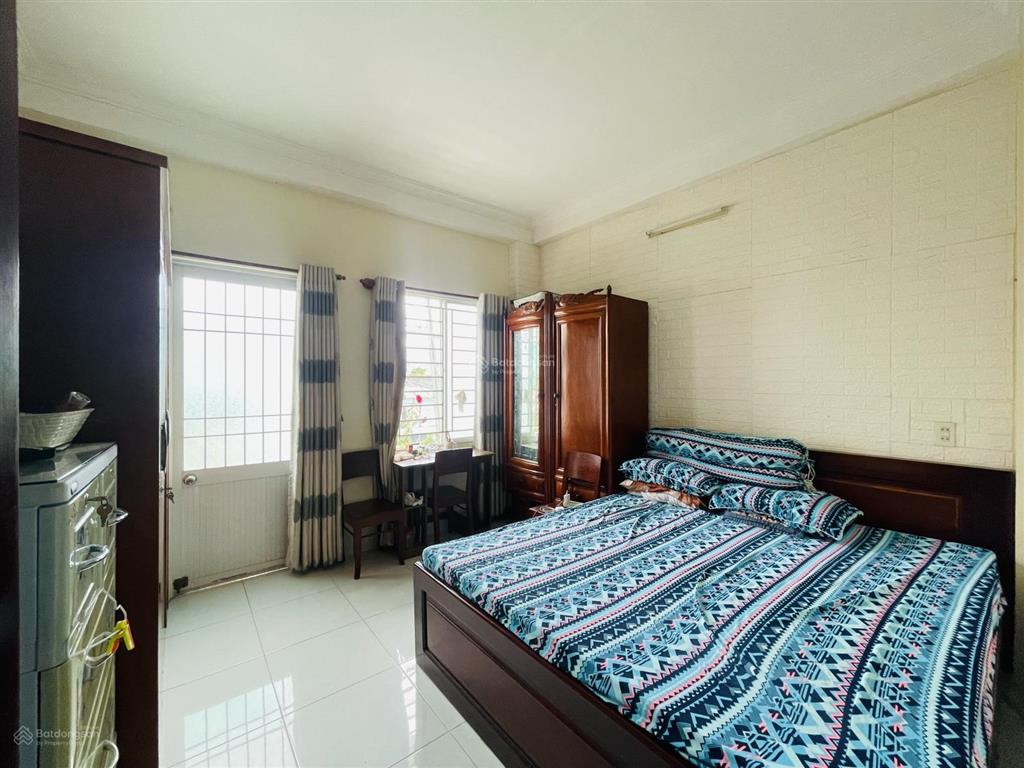 Bán nhà 2 tầng 3 mặt thoáng ngọc hiệp, cách 23/10 chỉ 80m gần siêu thị go nha trang. dt 164m2