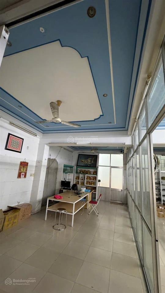 Cho thuê nhà 4 tầng mặt tiền phan chu trinh, gần chợ đầm. giá thuê 65tr/tháng