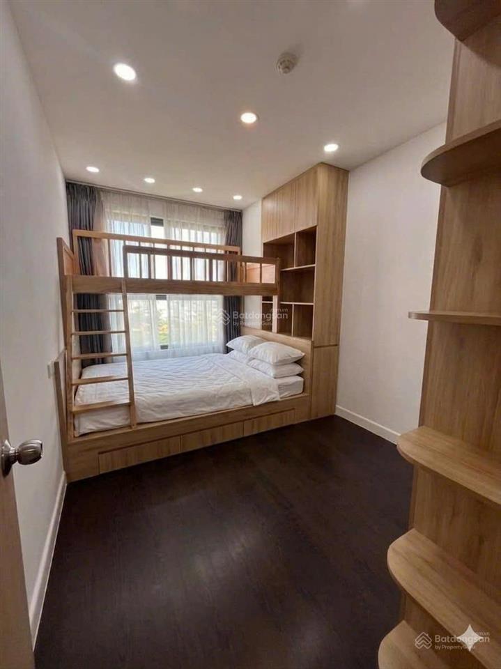 Giảm 400tr bán gấp 2pn botanica premier  tầng cao+ view hồng hà  chỉ 5.9 tỷ