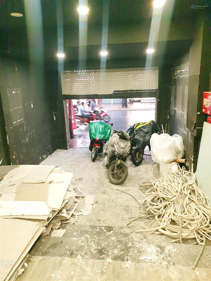 Hot cho thuê mặt bằng lê văn sỹ, phú nhuận 4x15=60m2  chỉ 35tr/th