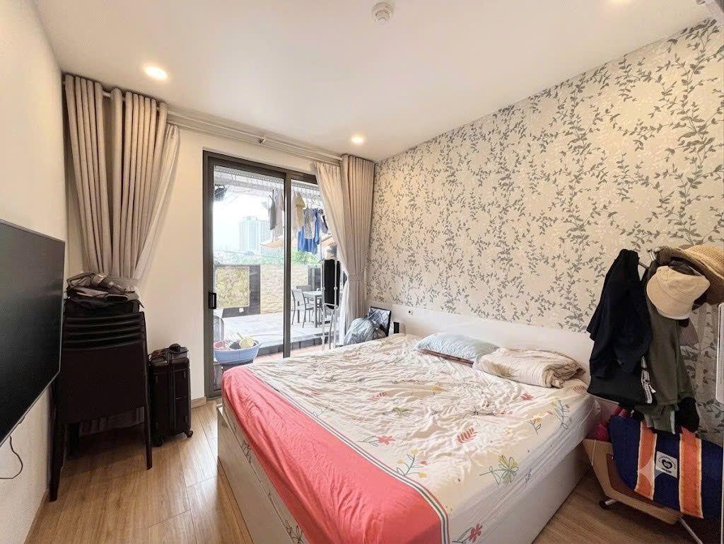 CHO THUÊ CĂN 3PN ĐẶC BIỆT NHẤT KHU SÂN BAY: CÓ SÂN VƯỜN SIÊU LỚN 45M2! Giá Chỉ: 25Tr
