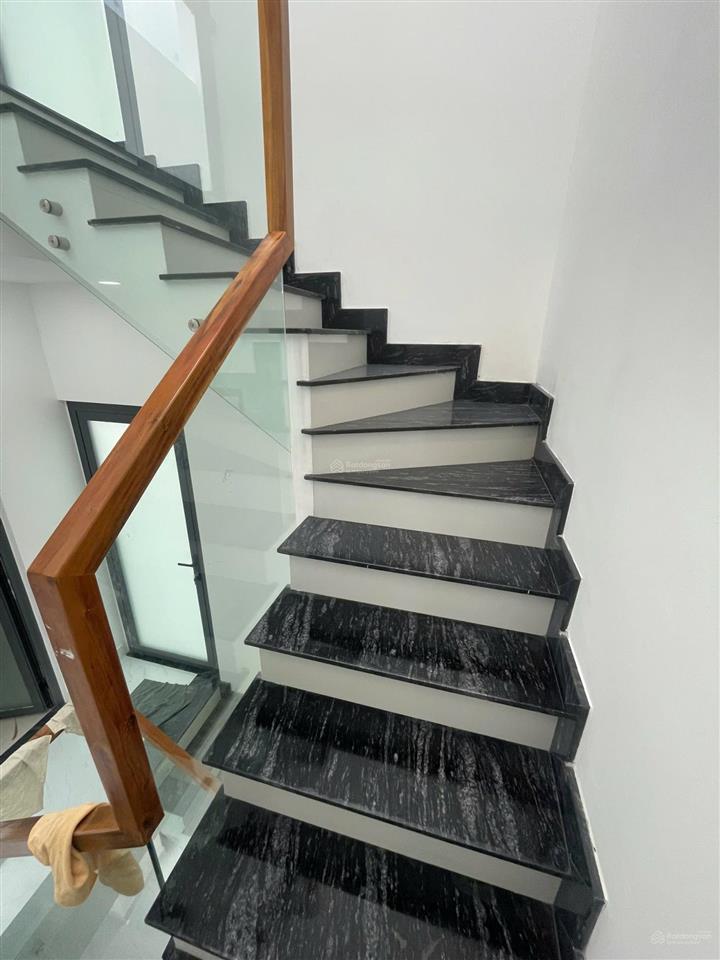 Bán nhà mới hoàn công sát vinhome quận 9, phường long phước hcm