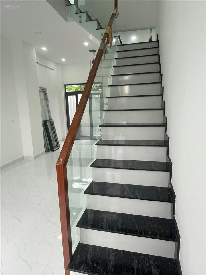 Bán nhà mới hoàn công sát vinhome quận 9, phường long phước hcm