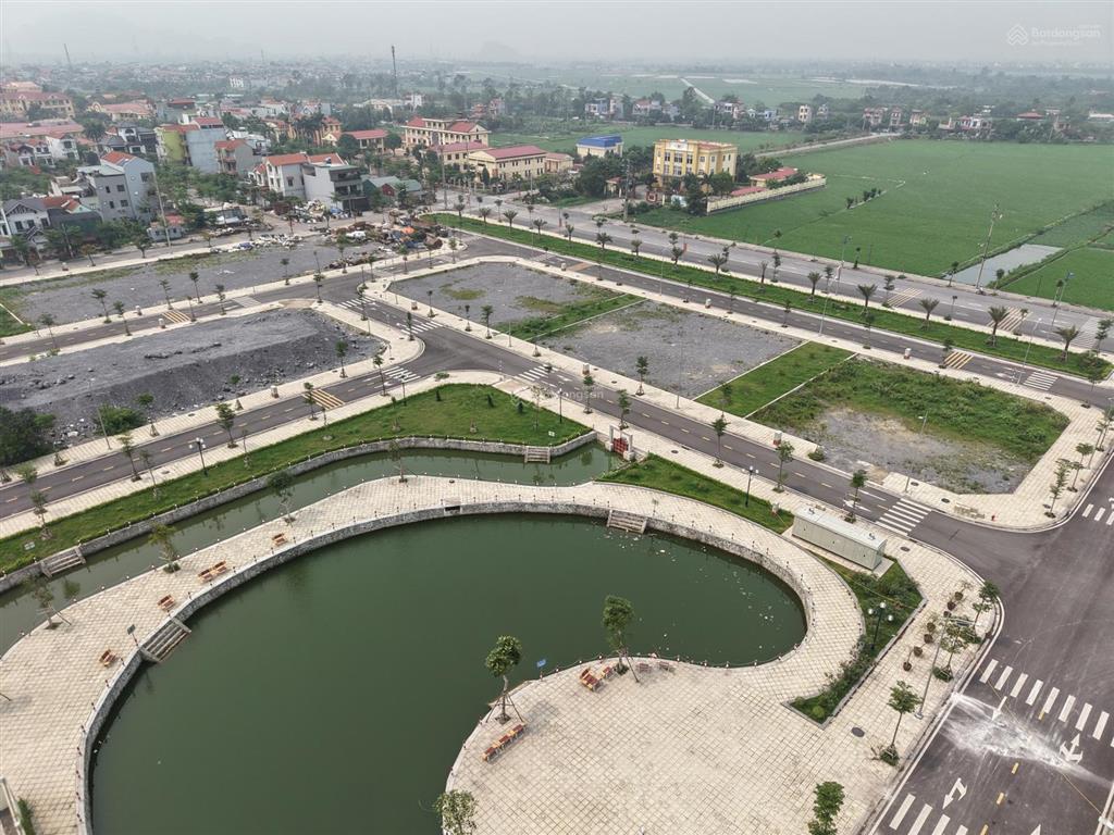 Kđt quế em còn lô hướng nam 2,635 tỷ 0933 831 ***