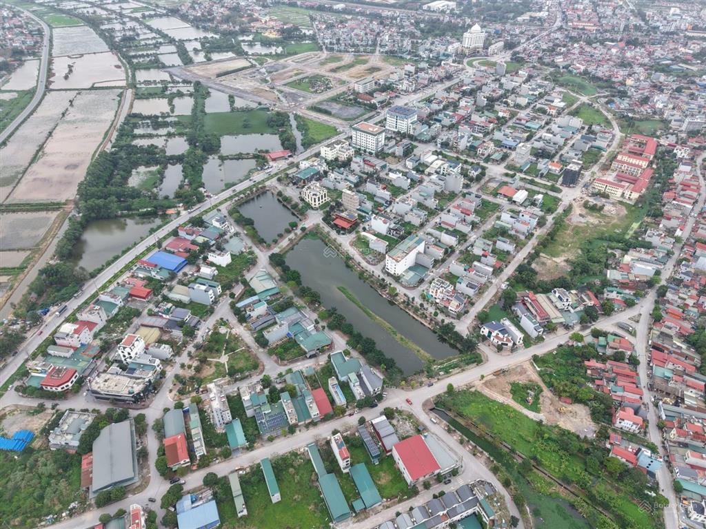 Bán nhà 2 tầng mặt đường 38 đồng văn xanh đang cho thuê 20tr/th, 0933 831 ***