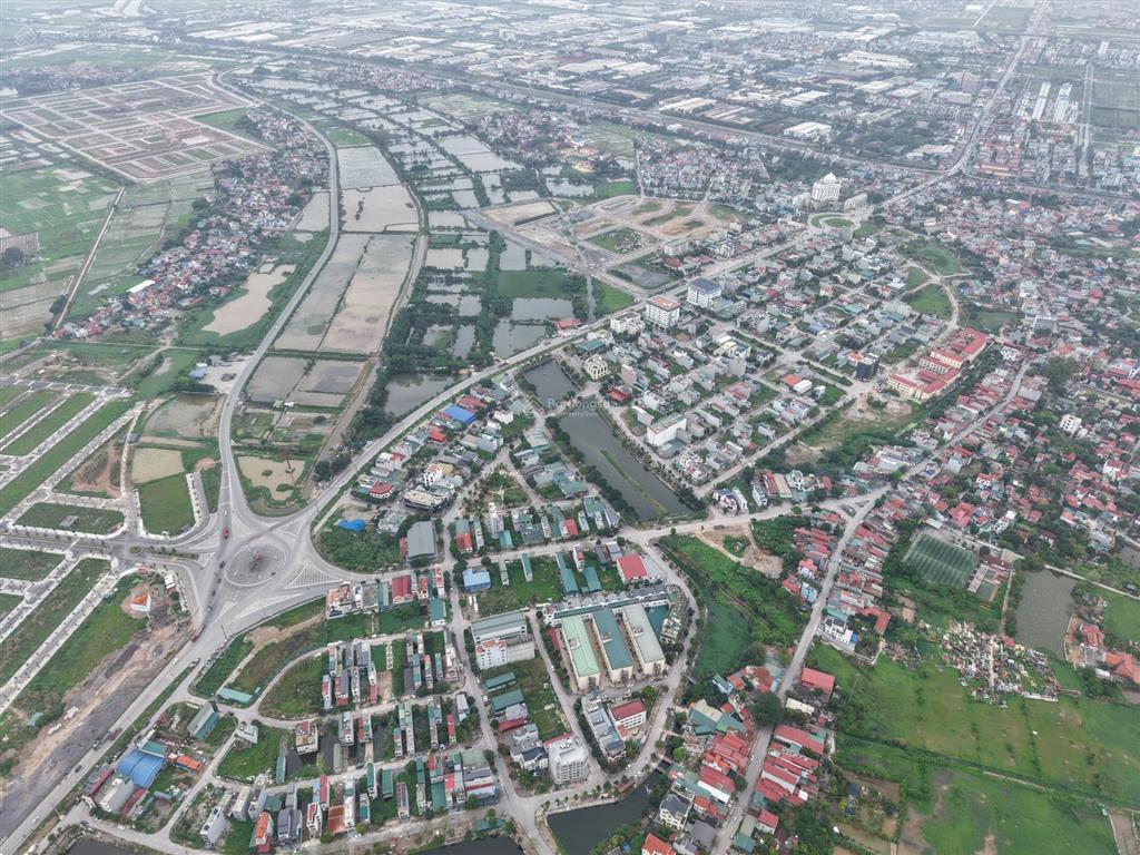 Bán nhà 2 tầng mặt đường 38 đồng văn xanh đang cho thuê 20tr/th, 0933 831 ***