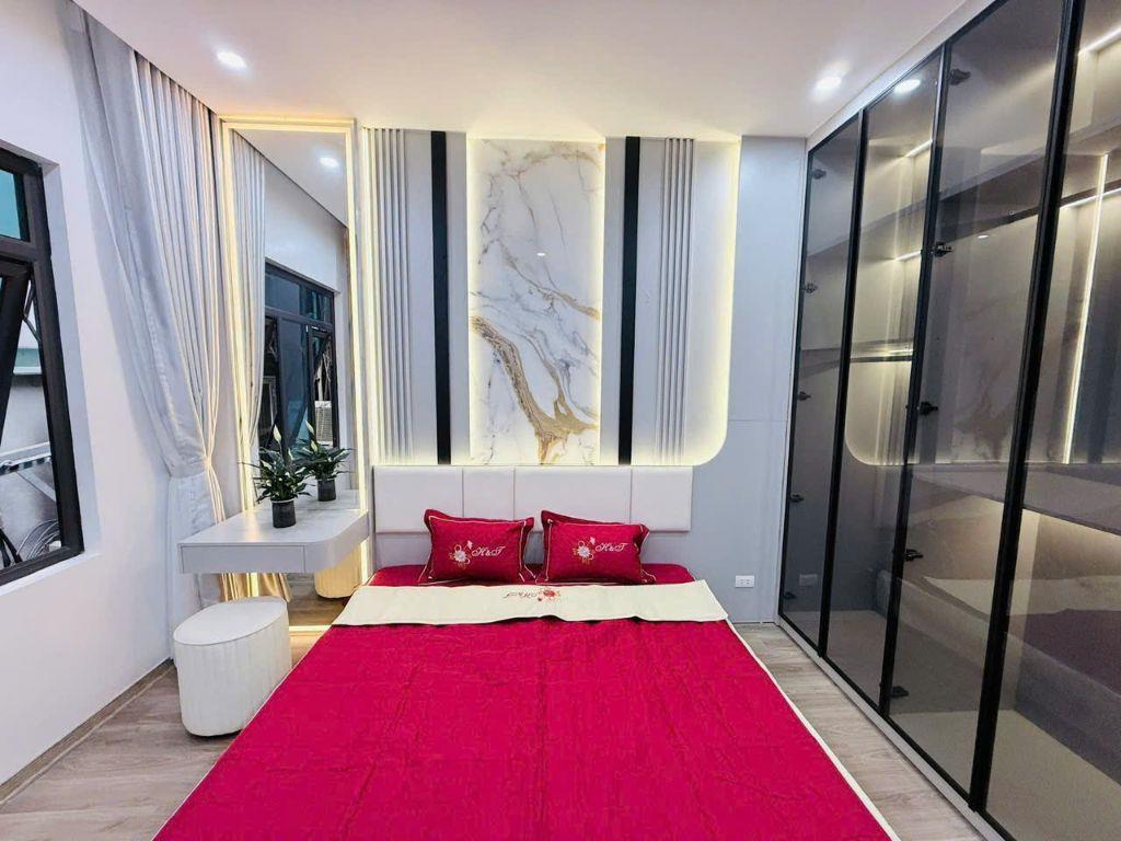 B.á.n nhà  phố Hồng Mai-Lô Góc DT40m2x4T full nội thất về ở luôn 