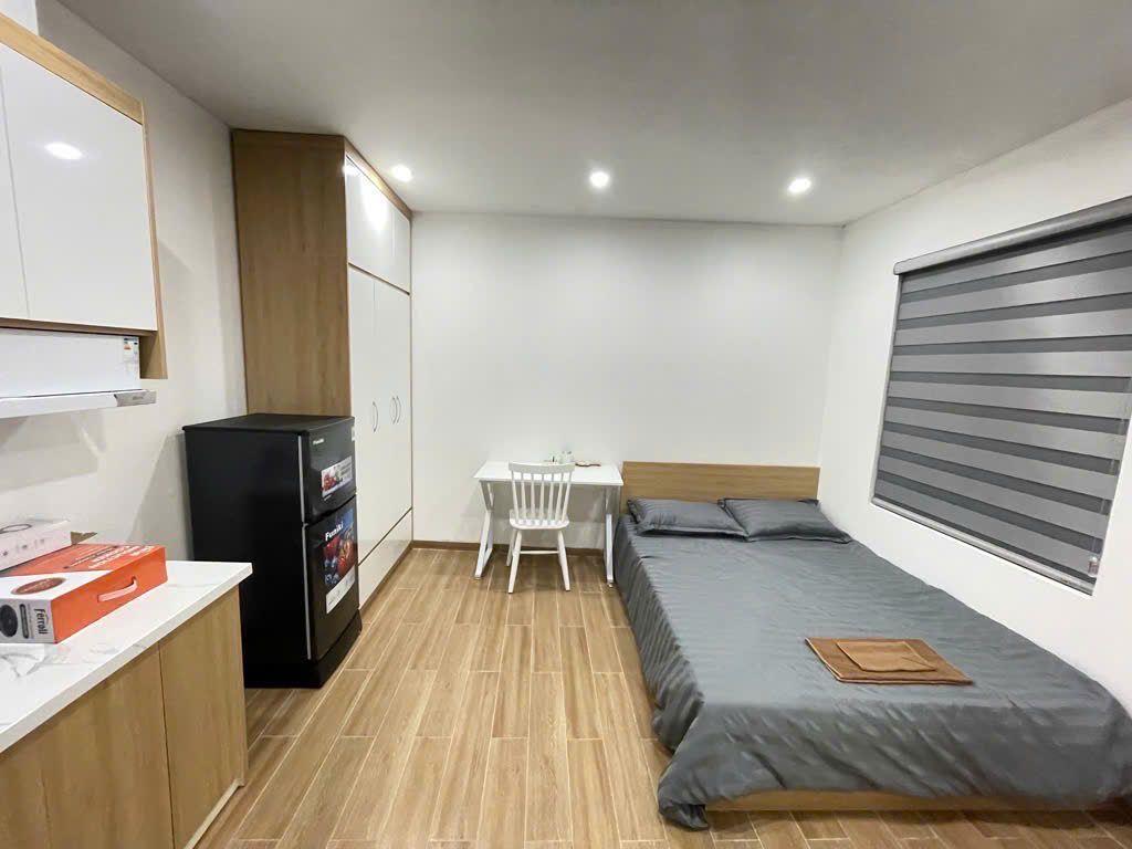 Tôi cần b.á.n nhà  phố Hồng Mai-Lô Góc DT40m2x4T full nội thất về ở luôn 