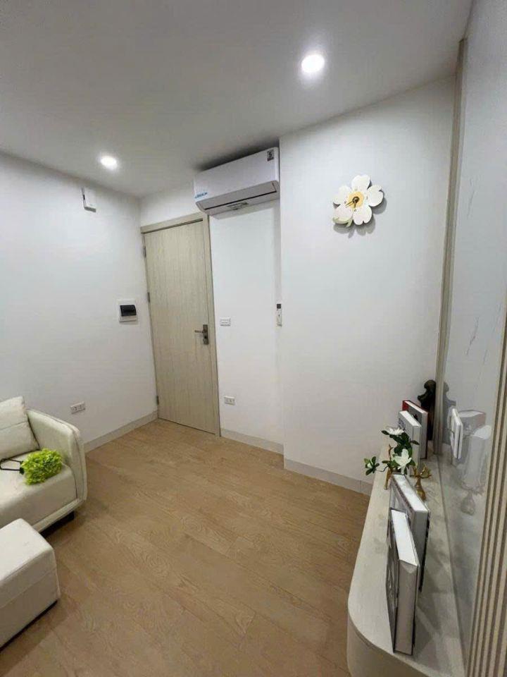 Tập Thể Bách Khoa- 3 Phòng Ngủ - gần 90m2 sử dụng- Ô Tô Đỗ Chân Cầu Thang.