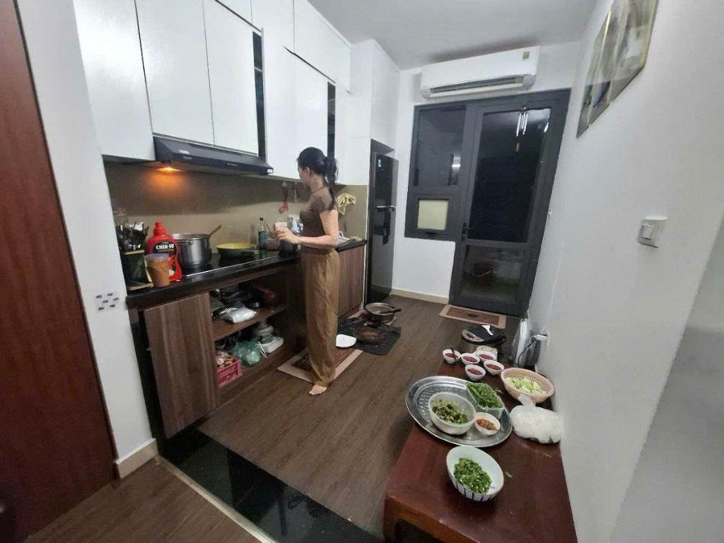 Tôi cần B.á.n căn hộ chung cư K35 Tân Mai -Hà Nội DT 77m2 full nội thất giá hơn 6 tỷ