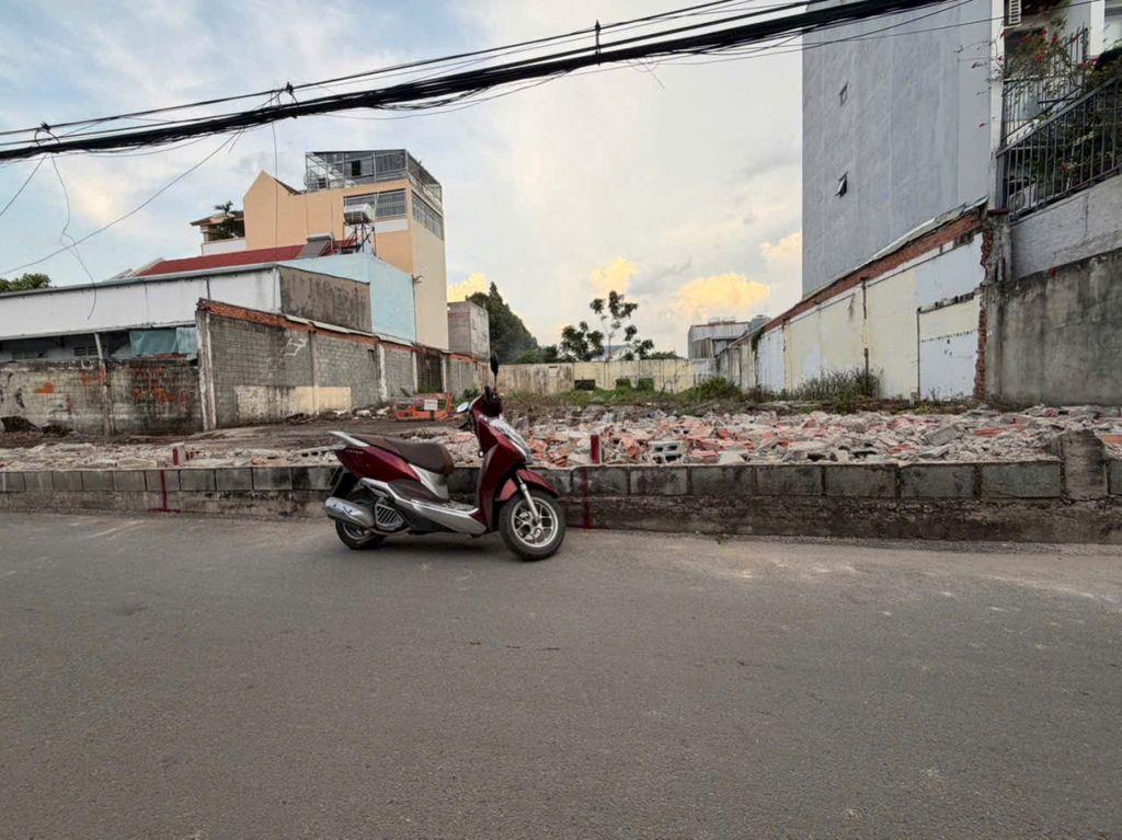 Đất 156.2 m2, mặt tiền đường số 8 (20m), song hành QL13, 100% thổ cư