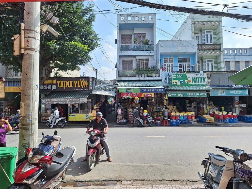 Giảm sâu  nhà mặt tiền chợ đường trần thị cờ, dt 5.1m x 25m giá 9.5 tỷ tl