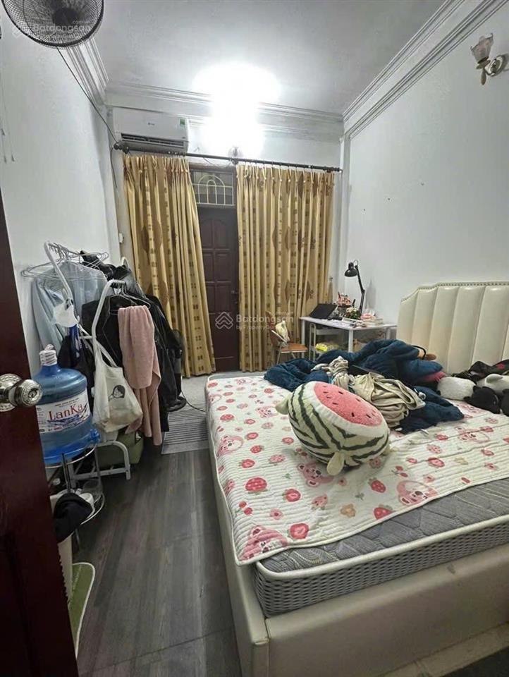 Bán căn nhà trong ngoc phố thịnh quang , vị trí đẹp