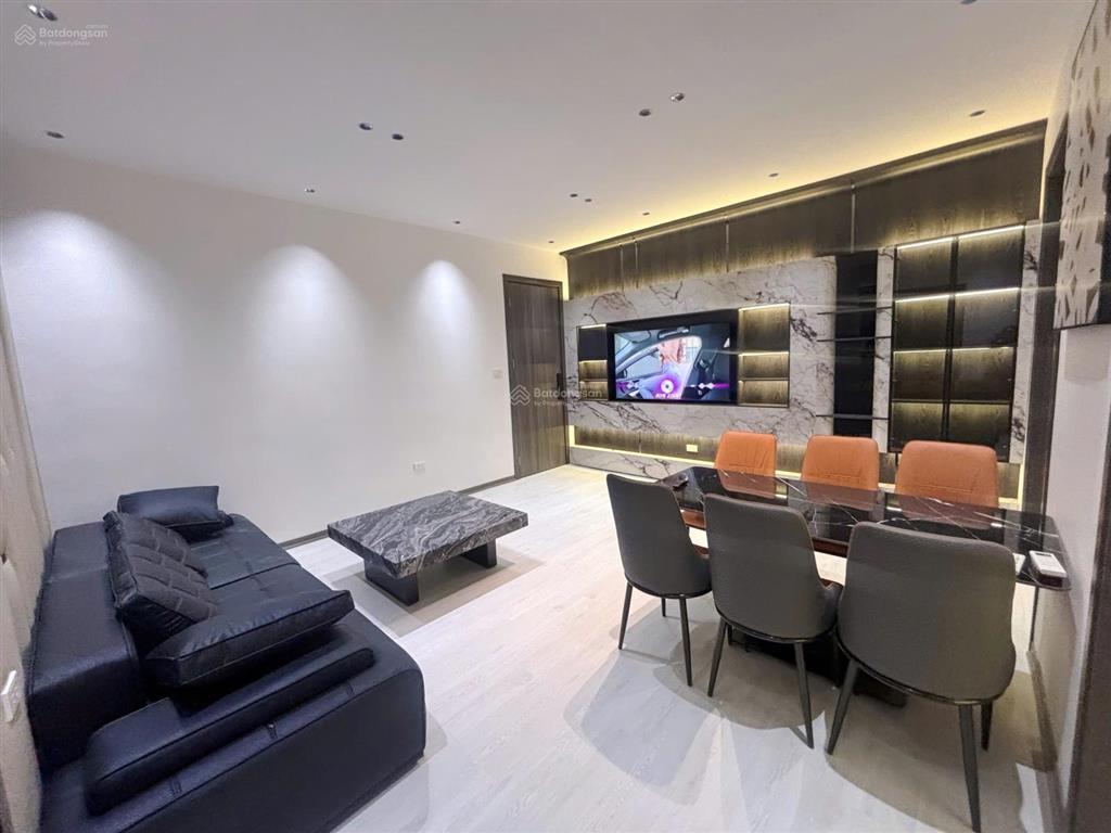 Căn hộ tập thể t2,và t3 thịnh quang , căn hộ đẹp full nội thất