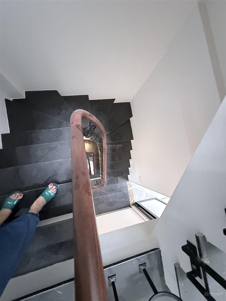 Căn nhà đẹp gần phố ngọc khánh, thiết kế mới đẹp