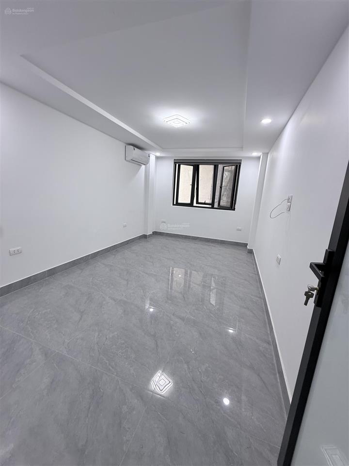 Căn nhà đẹp gần phố ngọc khánh, thiết kế mới đẹp