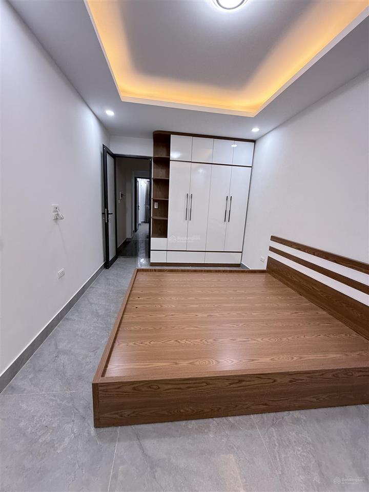 Căn nhà đẹp gần phố ngọc khánh, thiết kế mới đẹp