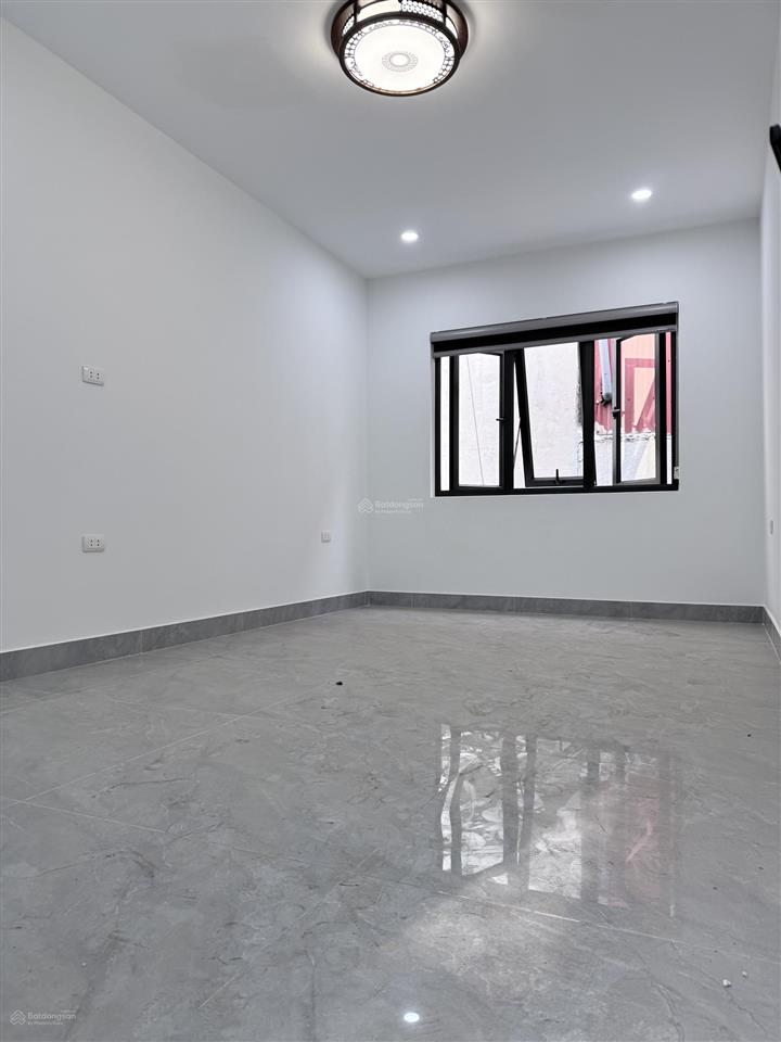 Căn nhà đẹp gần phố ngọc khánh, thiết kế mới đẹp