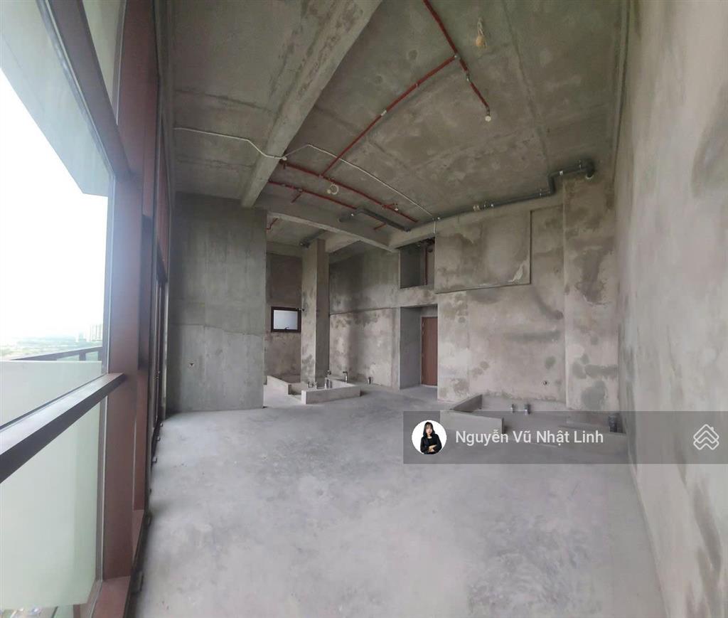 Galleria bán lofthouse thô tự do thiết kế 1 trệt + 1 lửng. giá 27 tỷ bao thuế phí