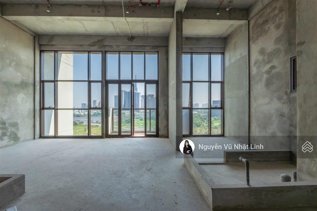 Galleria bán lofthouse thô tự do thiết kế 1 trệt + 1 lửng. giá 27 tỷ bao thuế phí