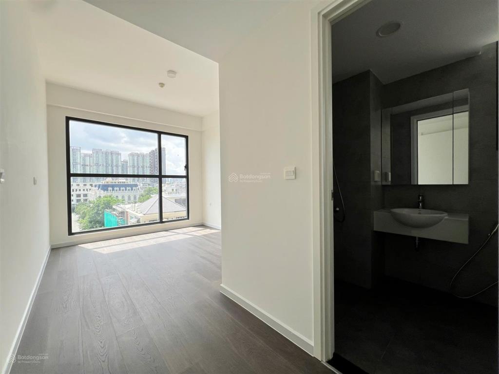 View sông, cần cho thuê căn góc 2pn73m2 mới 100%. sẵn rèm, bếp, máy lạnh  giá thuê 16tr