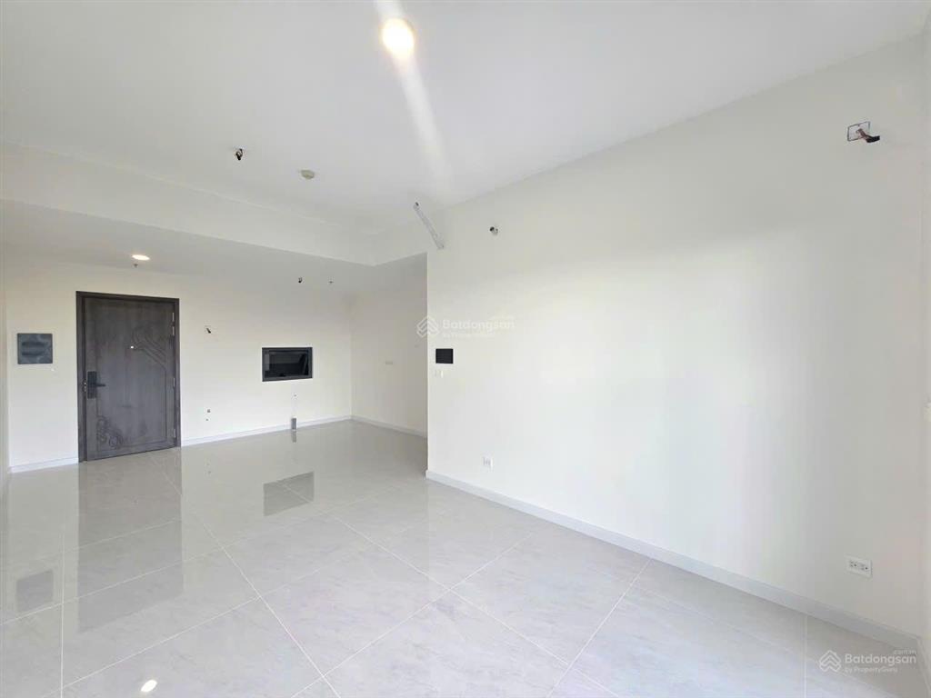 Victoria cho thuê 3pn  88m2 nhà trống giá tốt chỉ 17tr. dễ setup nội thất theo phong cách cá nhân.