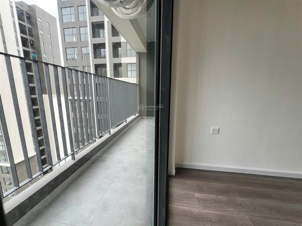 Giá tốt. victoria cho thuê 3pn  88m2 17tr/th nhà trống. nhà mới 100%, sẵn sàng xem nhà ngay