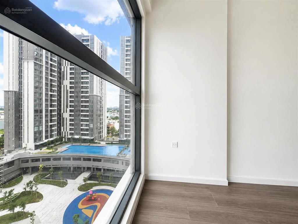 Hot victoria cho thuê 2pn  69m2  15 triệu full ntcb rèm, hệ bếp, tủ, máy lạnh  nhà mới 100%