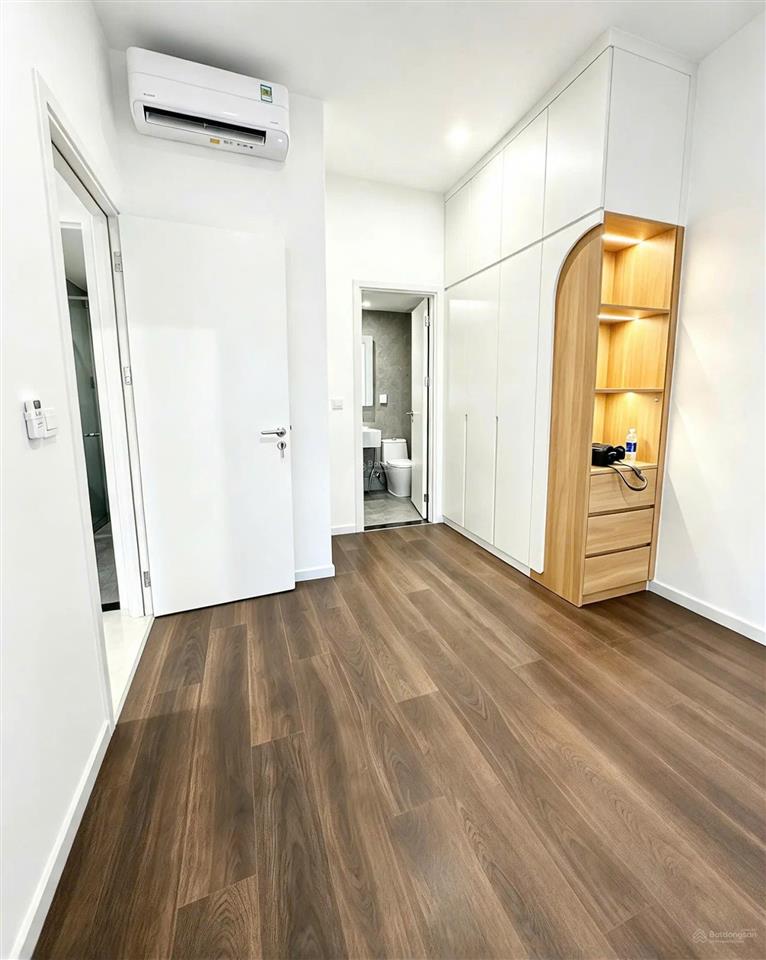Nhà đẹp, giá đảm bảo tốt  2pn  2wc  nội thất cơ bản  15 tr/th tầng cao view thoáng  mới 100%